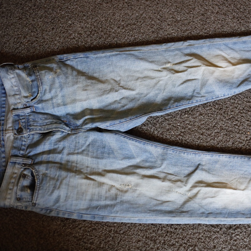 Slim Straight Jeans Distressed 30/32